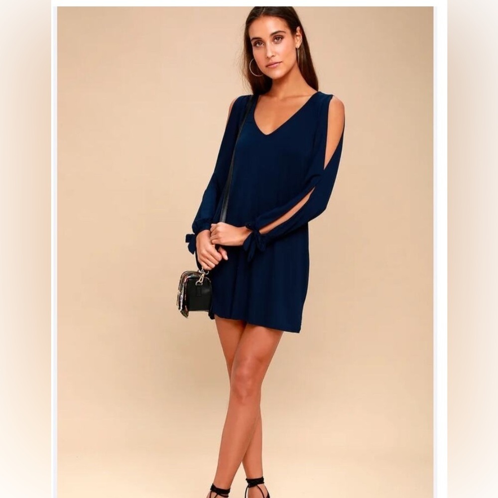 🔥BOGO Lulu's Glory of Love Shift Dress - Picture 2 of 5